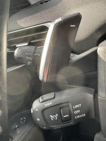 Peugeot 3008 image 6