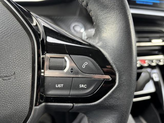 Peugeot 2008 image 5