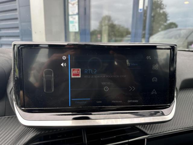 Peugeot 2008 image 3