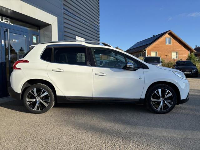 Peugeot 2008 image 9