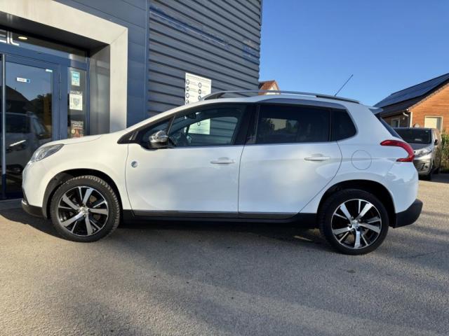 Peugeot 2008 image 1