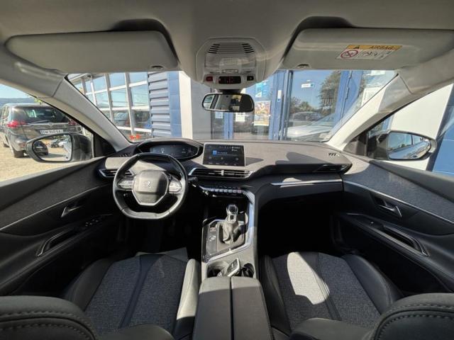 Peugeot 5008 image 2