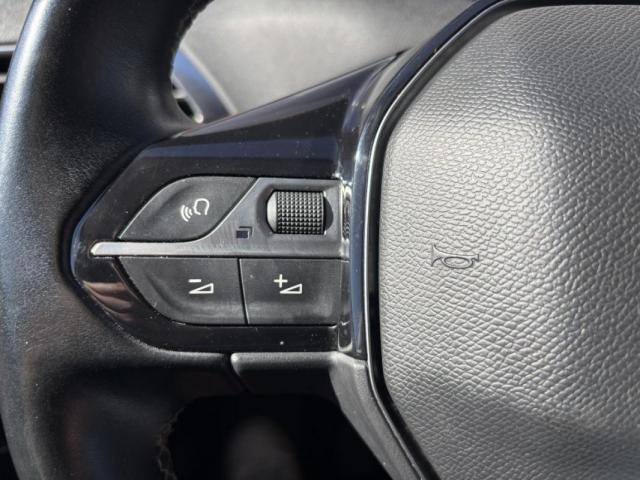 Peugeot 5008 image 3
