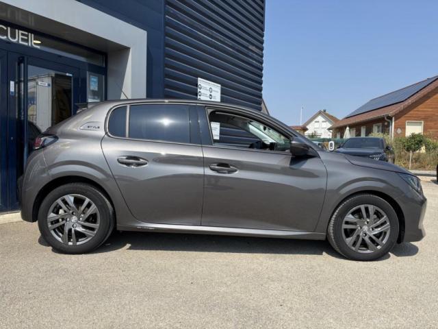 Peugeot 208 image 6
