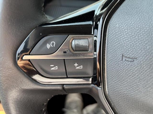 Peugeot 208 image 4