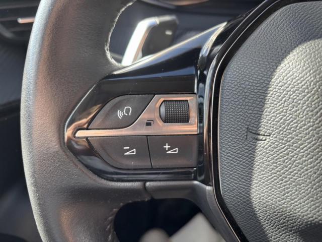 Peugeot 2008 image 5