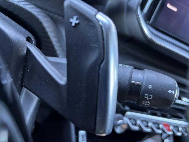 Peugeot 2008 image 3