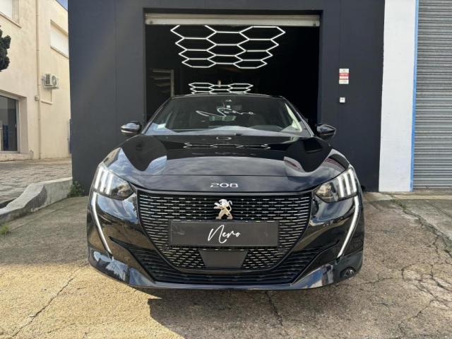 Peugeot 208 image 6