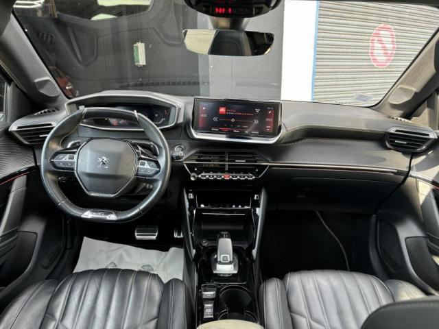 Peugeot 208 image 2