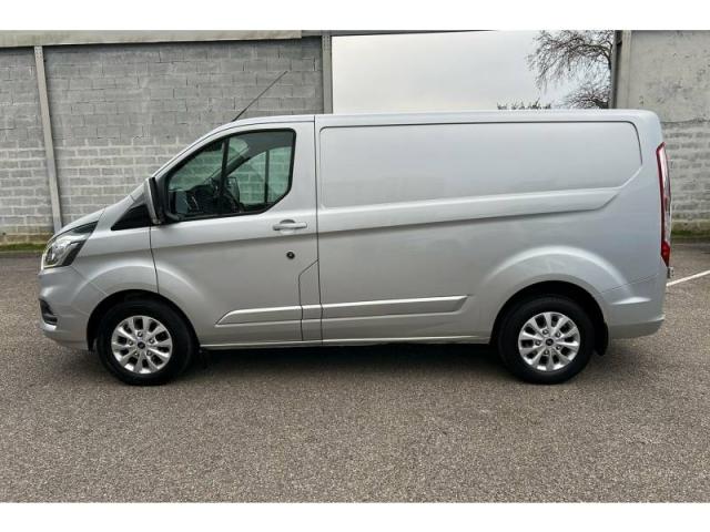 Ford Transit image 3