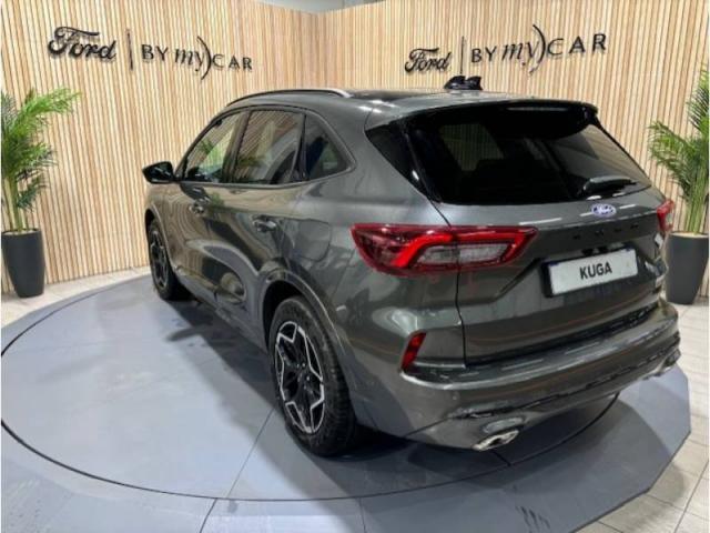 Ford Kuga image 8