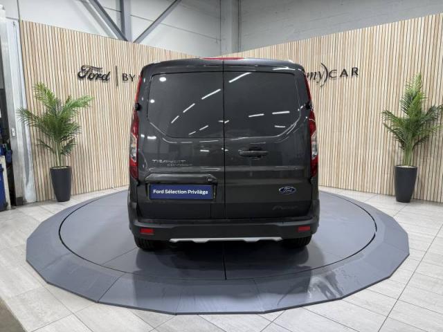 Ford Transit image 8