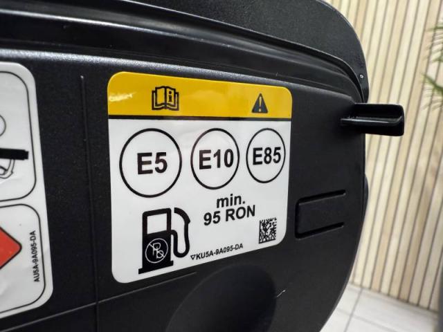 Ford Transit image 3