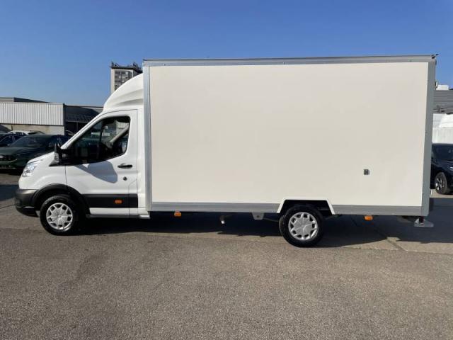 Ford Transit image 7