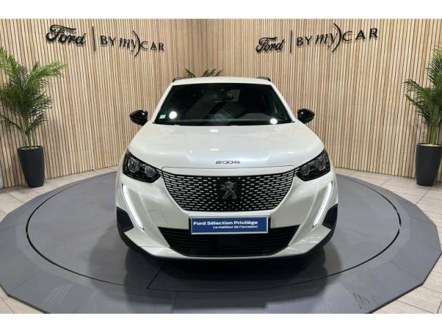 Peugeot 2008 image 2