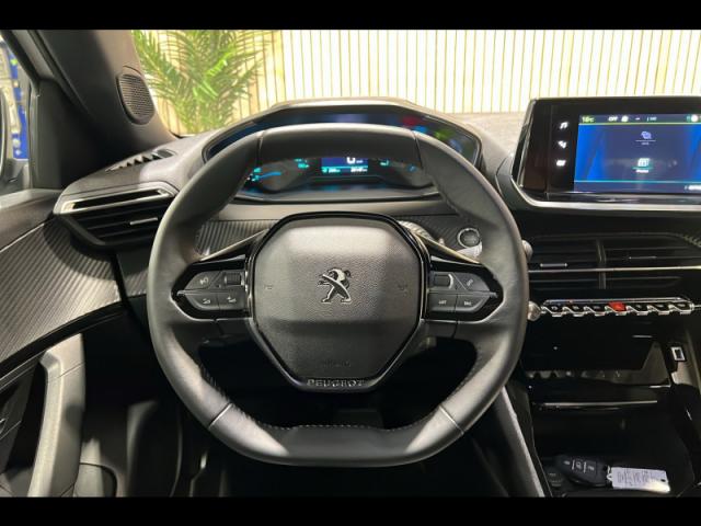Peugeot 2008 image 3