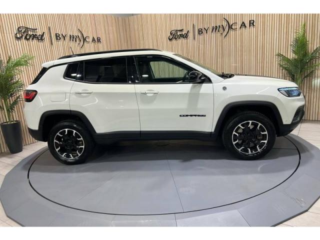 Jeep Compass image 9