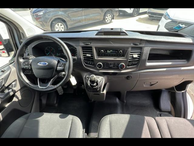 Ford Transit image 7