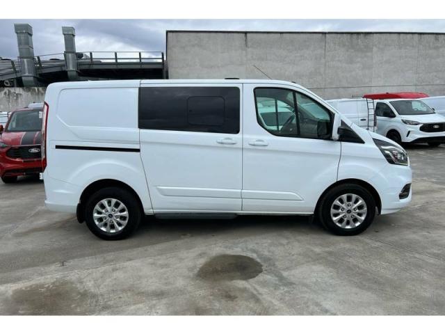 Ford Transit image 6
