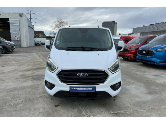 Ford Transit image 3