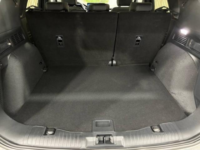 Ford Kuga image 6
