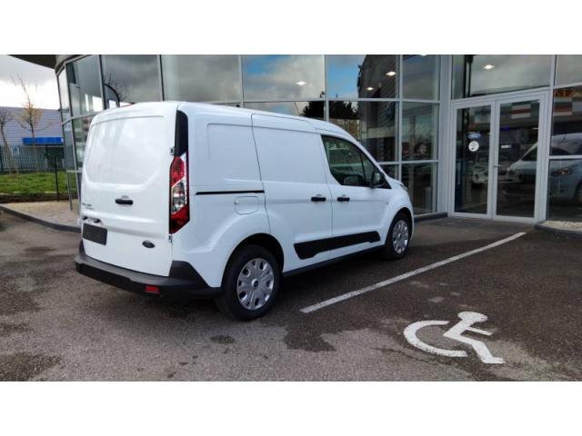 Ford Transit image 8