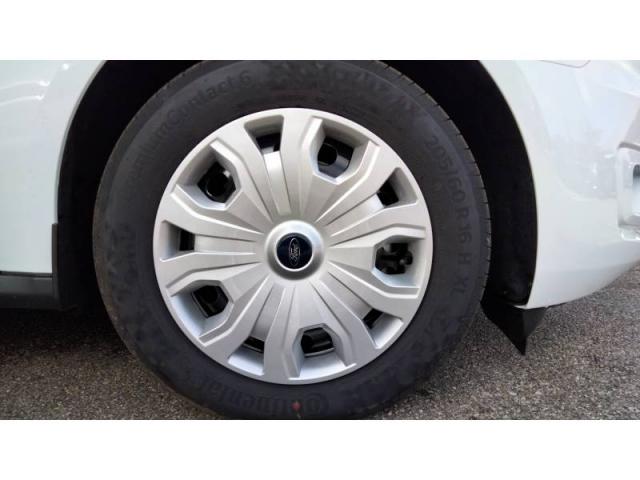 Ford Transit image 4