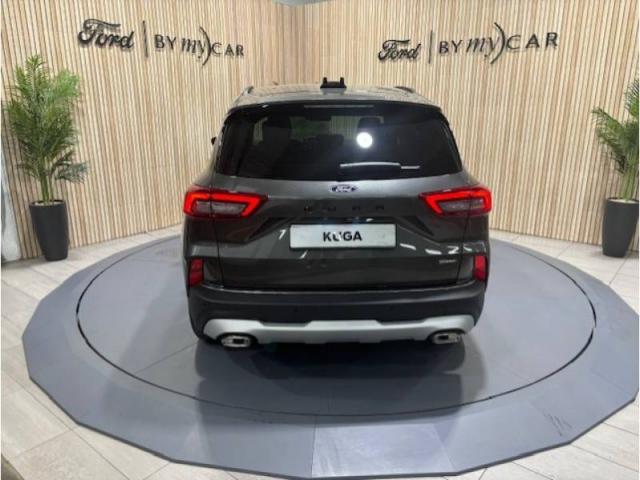 Ford Kuga image 7