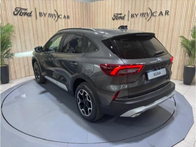 Ford Kuga image 1