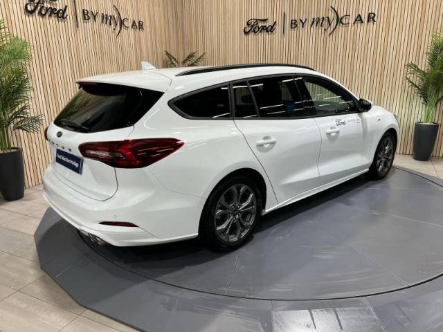 Ford Focus image 3