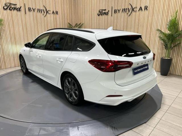 Ford Focus image 7