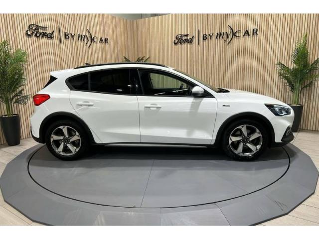 Ford Focus image 7