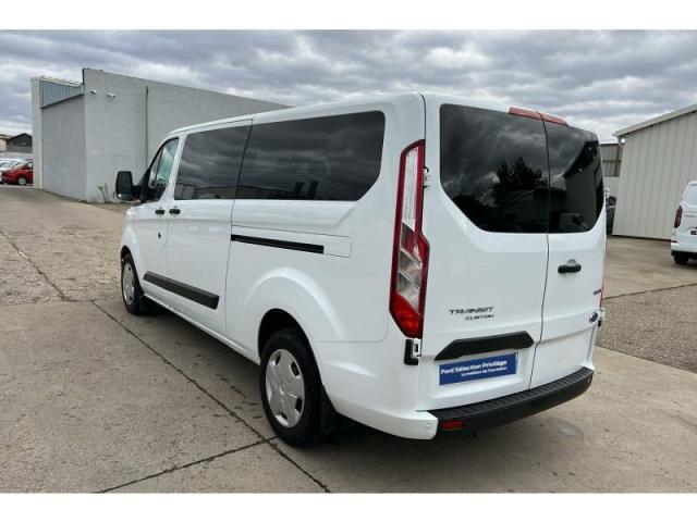 Ford Transit image 3