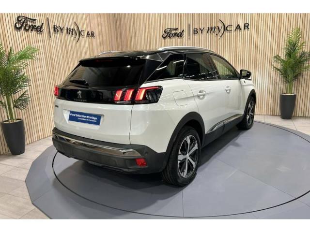 Peugeot 3008 image 2