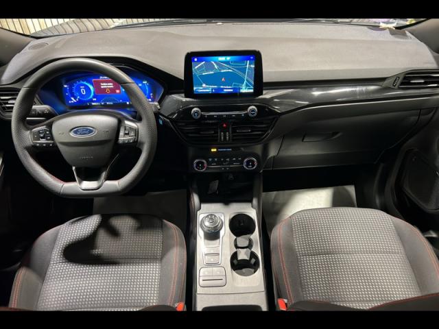 Ford Kuga image 1