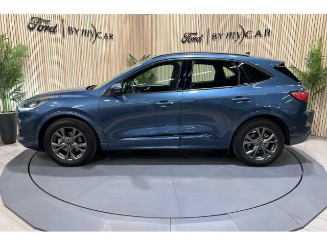Ford Kuga image 8