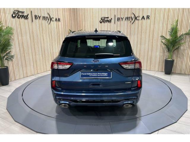 Ford Kuga image 4