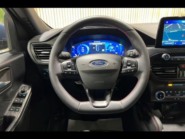 Ford Kuga image 5