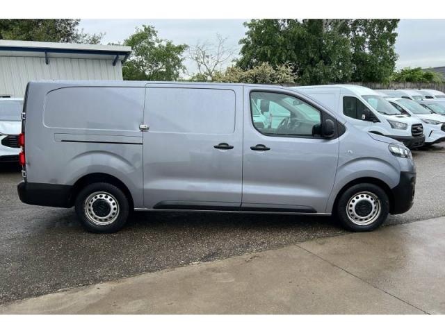 Opel Vivaro image 6
