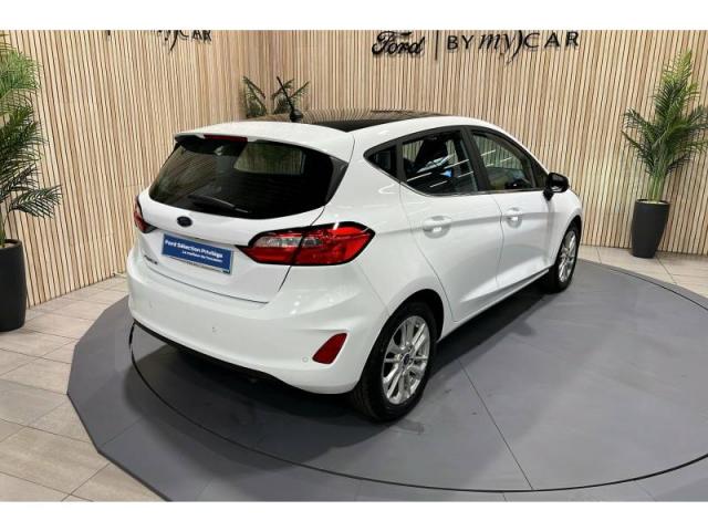 Ford Fiesta image 6