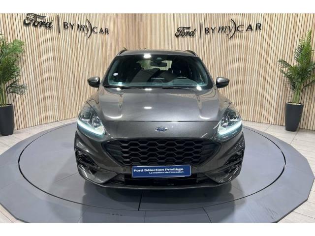 Ford Kuga image 9