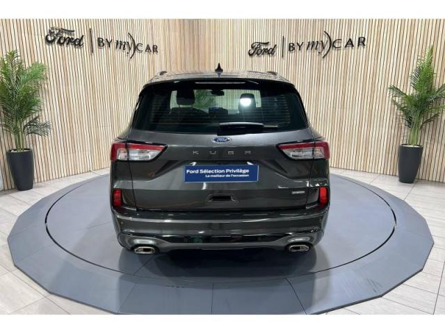 Ford Kuga image 5