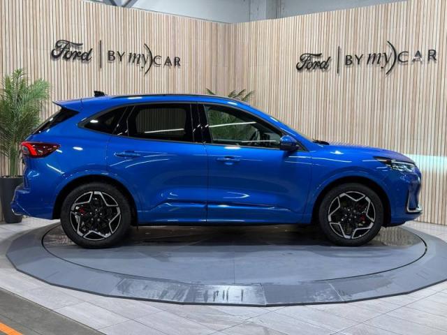 Ford Kuga image 8