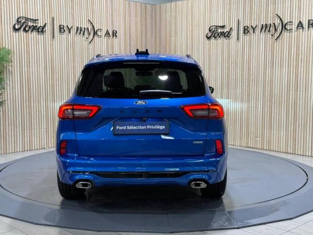 Ford Kuga image 1
