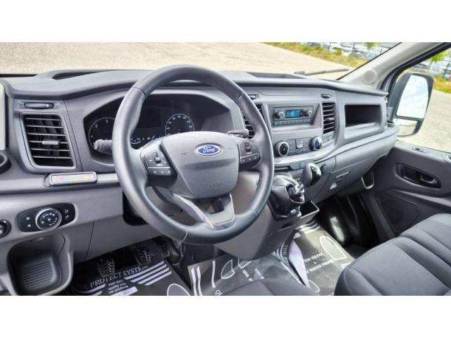 Ford Transit image 2