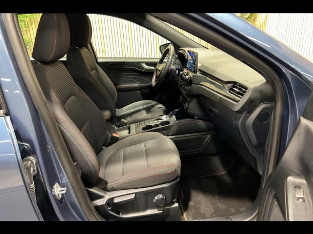 Ford Kuga image 2