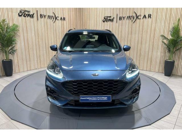Ford Kuga image 3