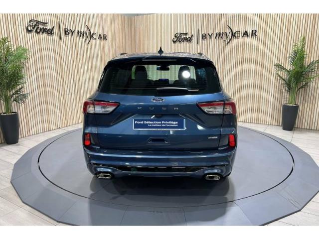 Ford Kuga image 6