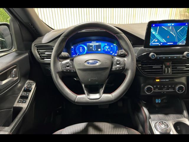 Ford Kuga image 8