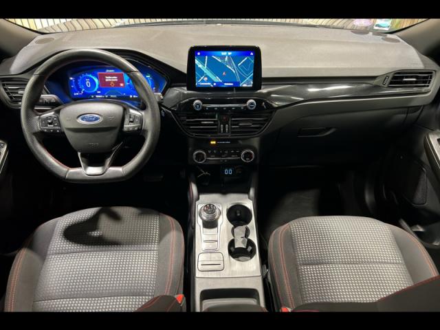 Ford Kuga image 9